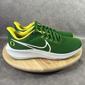 Oregon Ducks Nike Air Zoom Pegasus 39 Mens 10 Running Sneaker Shoes DR1970-300